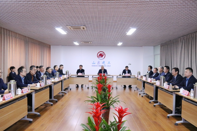 堅守初心拼搏興業 加快構建發展新模式...